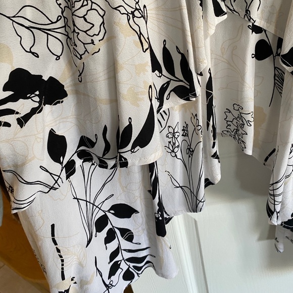 black/white dress - Picture 3 of 3